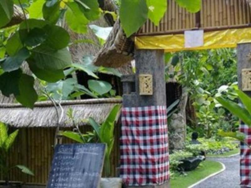 Alam Nusa Bungalow Huts&Spa Lembongan Exterior foto