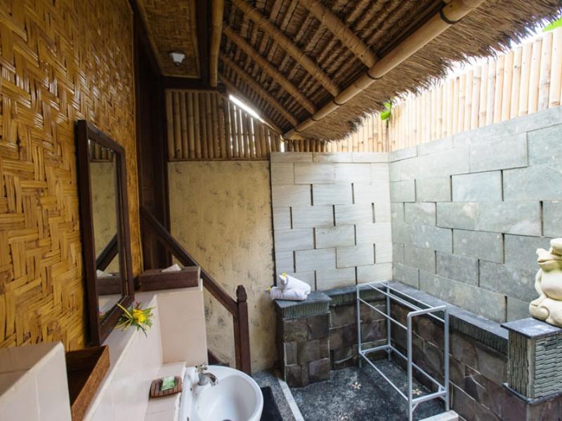 Alam Nusa Bungalow Huts&Spa Lembongan Exterior foto